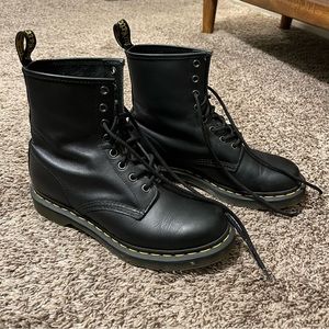 Dr. Marten’s 1460 Women’s Boots - Black